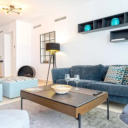 Genteel Tortugas Terrace Apartment Marbella